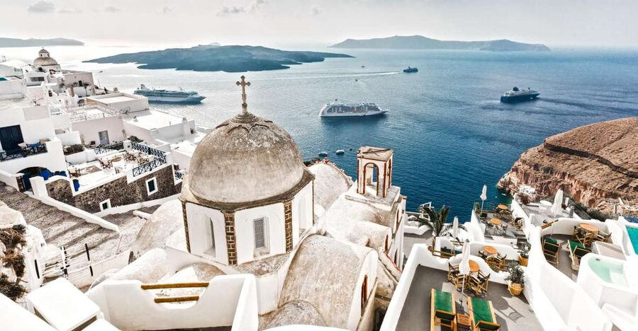 Santorini: Island Highlights Guided Day Trip with Oia Sunset - Why This 10-Hour Santorini Bus Day Works So Well