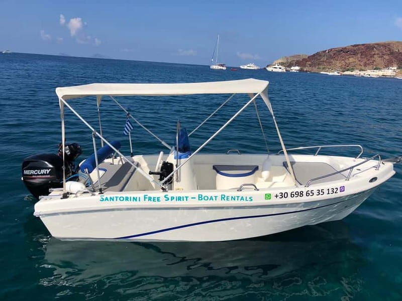 Santorini: License-Free Boat Rental with Ice, Water, & Fruit - Why this license-free Santorini boat rental feels different