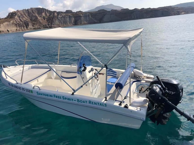 Santorini: License-Free Boat Rental with Ice, Water, & Fruit - The 5-hour plan, starting at the Notos Hotel pier