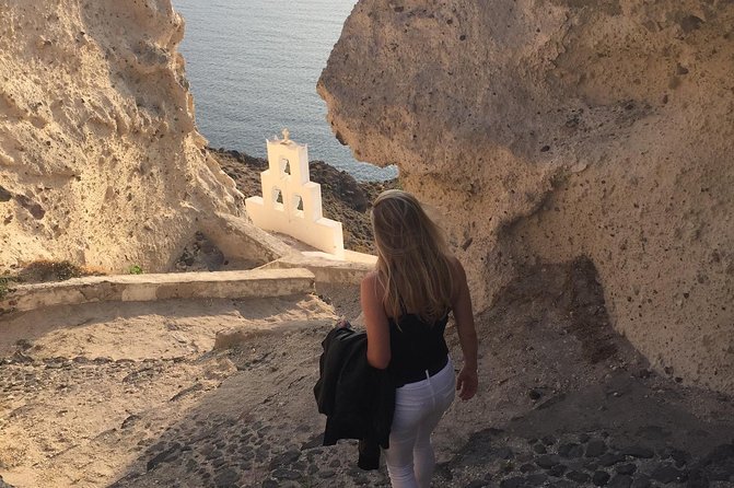 Santorini Local Tour - A Private 5-hour Taste of Santorini, North to South