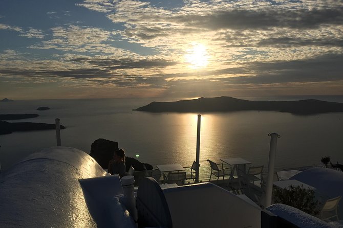 Santorini Local Tour - The Sunset-Heavy Duo: Lighthouse and the Castle of St Nicholas