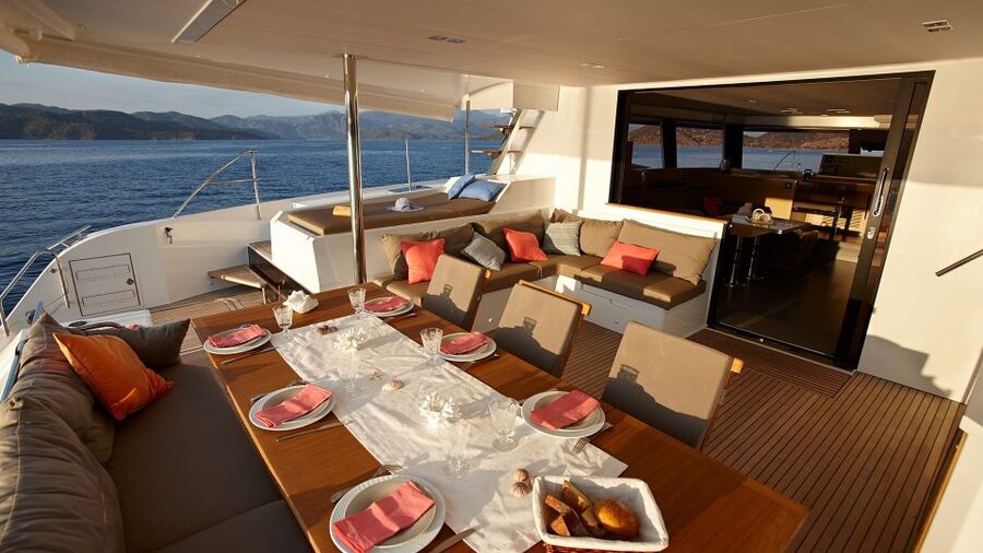Santorini: Luxurious Catamaran Cruise with Meal & Open Bar - Why this 5-hour Caldera cruise feels like the real Santorini