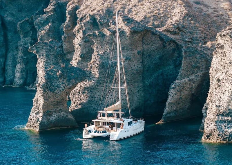Santorini: Luxury Catamaran Cruise with Lunch, BBQ & Drinks - Key things I’d circle before you book