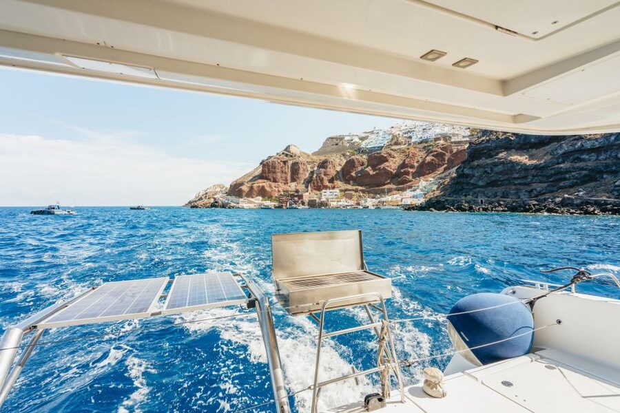 Santorini: Luxury Catamaran Day Trip with Meal and Open Bar - Who this cruise suits best (and who should choose something else)