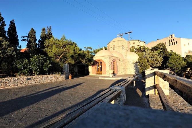 Santorini Luxury Custom Private Tour with Local guide - Firostefani’s 15-minute photo hit for the famous blue dome chapel