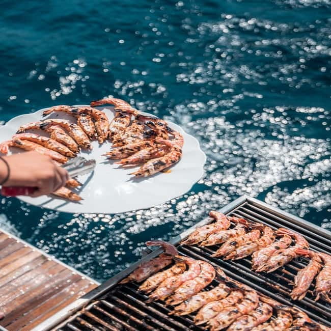 Santorini: Majestic Catamaran Cruise with Meal and Drinks - What to Bring (and What to Skip)
