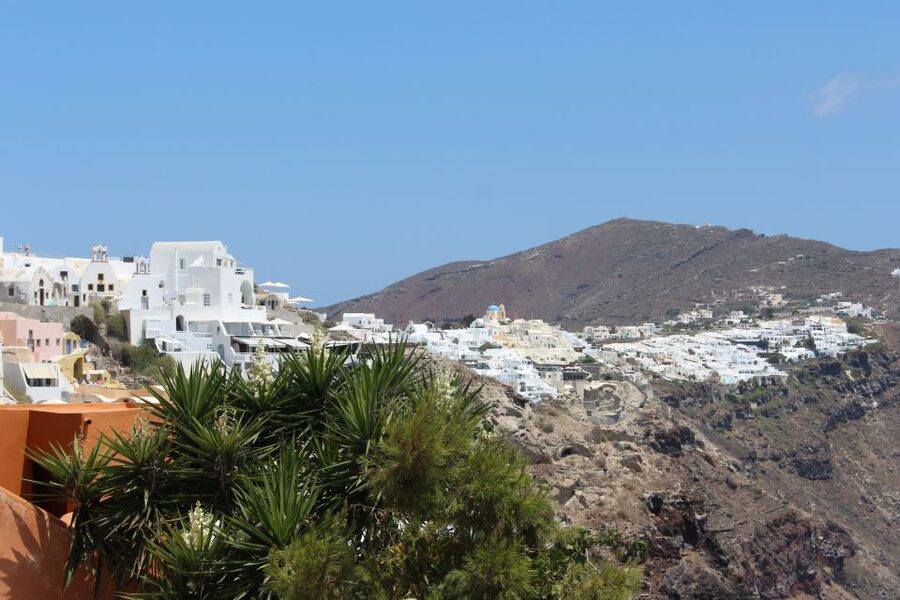 Santorini: Mesa Gonia, Pyrgos and Oia Tour - Price Value: What $48 Covers and Why It Can Be a Smart Spend