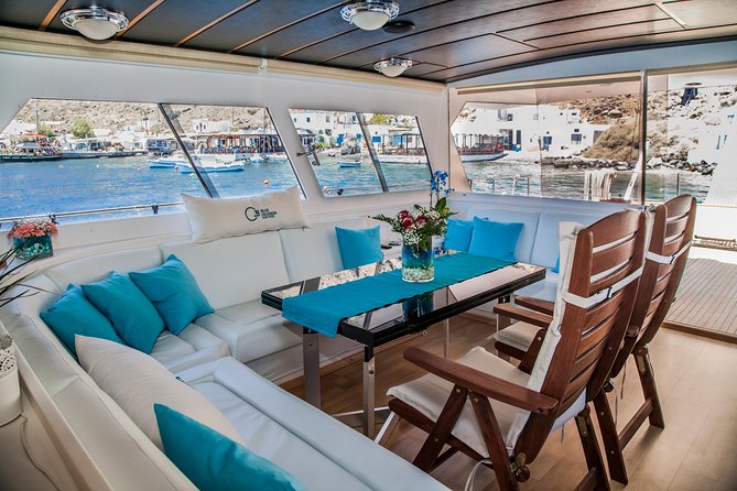 Santorini: Motor Yacht Private Cruise with 5-Course Meal - The 5-course meal and drinks, what you really get