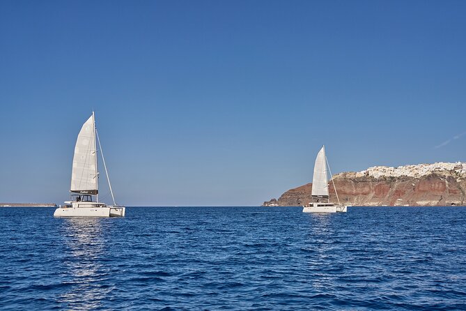 Santorini Oia: Caldera Luxury Day Cruise with BBQ & Drinks - Photo moments and the oldest port views