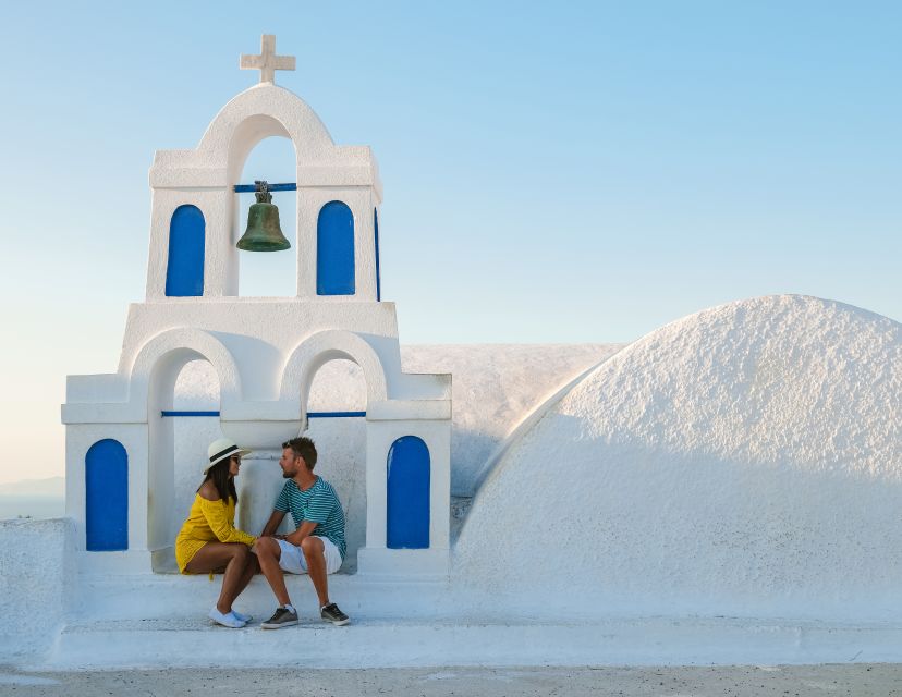 Santorini: Oia Village Professional Photo Shoot - Oia photos in a short window, and why that matters