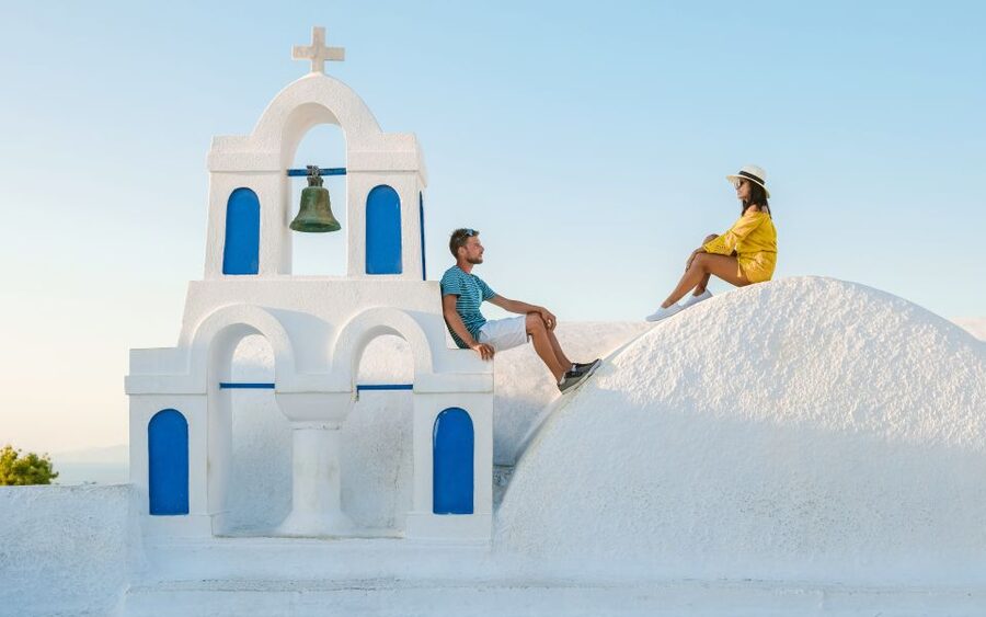 Santorini: Oia Village Professional Photo Shoot - Timing and light: how to avoid the common “it’s too early” problem