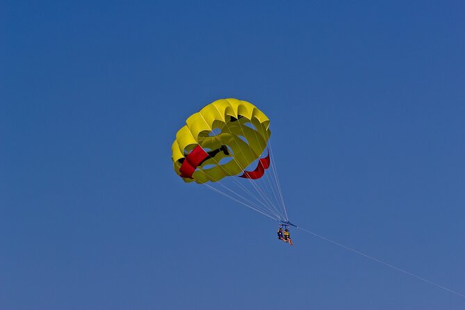 Santorini: Parasailing Flight Experience at Black Beach - Who This Parasailing Flight Is Best For (and Who Should Skip It)