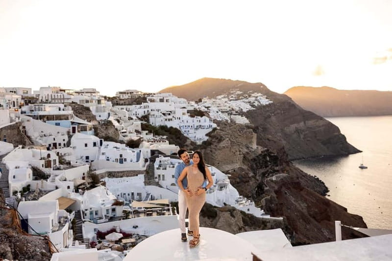 Santorini: Photo Tour With Professional Photographer - Santorini Photos Without the Guesswork in Oia and Beyond