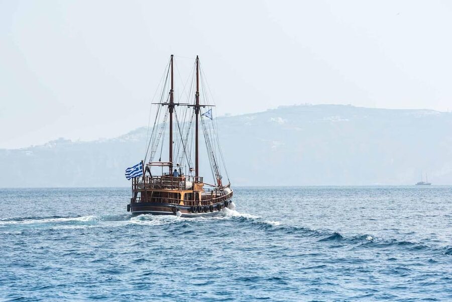 Santorini Port: 3 Hour Cruise to Volcano and Hot Springs - A Short Sail With Real Volcanic Clout