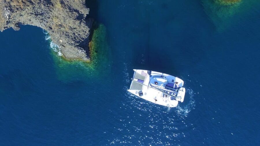 Santorini: Private Catamaran Cruise with Food & Drinks - The Volcanic Heart of Santorini: Palea Kameni to Nea Kameni
