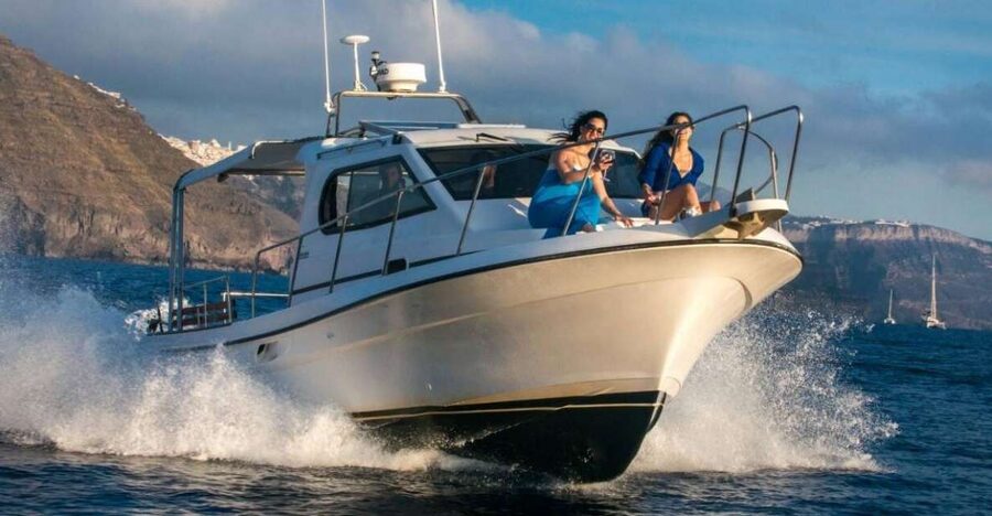 Santorini Private Cruise boat fishing tour - BBQ, Snorkeling - Getting to Ormos Ammoudiou and stepping aboard