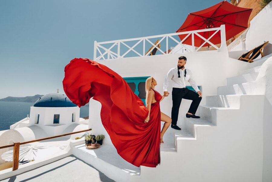 Santorini: Private Flying Dress Photoshoot Experience - Key things I’d note before you book
