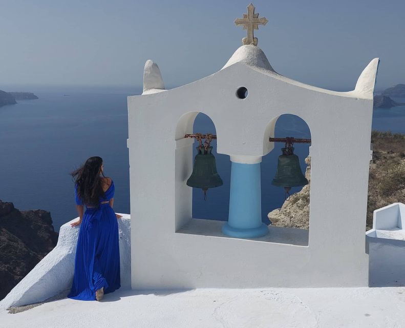 Santorini: Private Full Day Sunset Tour with Dinner - A 6-hour Santorini loop that makes sunset the main event