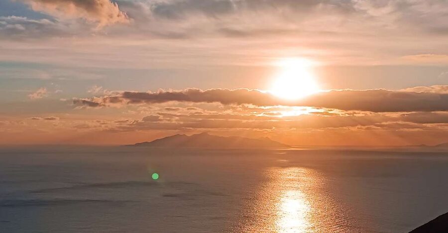 Santorini: Private Guided Sunrise Tour with a Sunrise View - Private Guide and Driver, and Why That Matters on Santorini