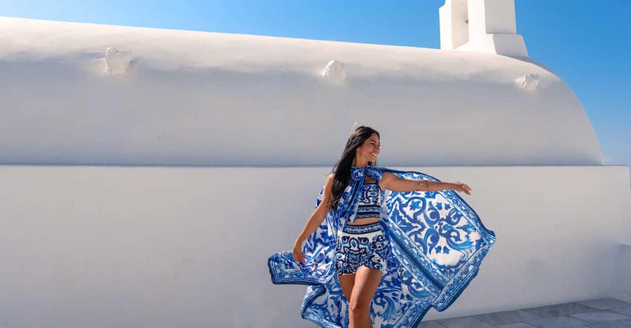 Santorini: Private Photoshoot Tour by a Pro Photographer - Meeting Point in Imerovigli: The Start of Your Photo Walk