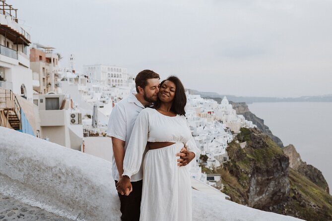Santorini - Private Photoshoot with a Top Local Photographer - Key points before you book