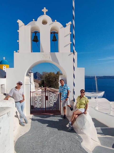 Santorini: Private Sightseeing Tour with Local Guide - Transport style: private, air-conditioned, and built for real pickups