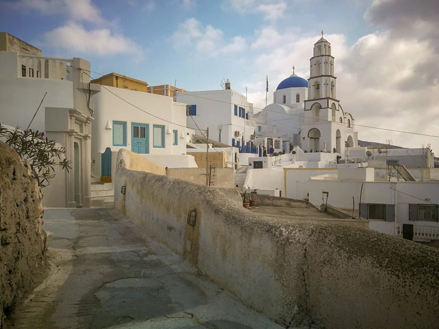 Santorini: Private Sunrise Tour with Breakfast and Oia Visit - Price and value: is $206 per person a smart move?