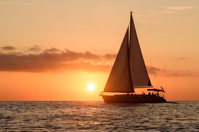 Santorini Private Sunset Sailing Tour with Dinner, Drinks &Transfer included - The volcanic warm water area: a close-up without the hype