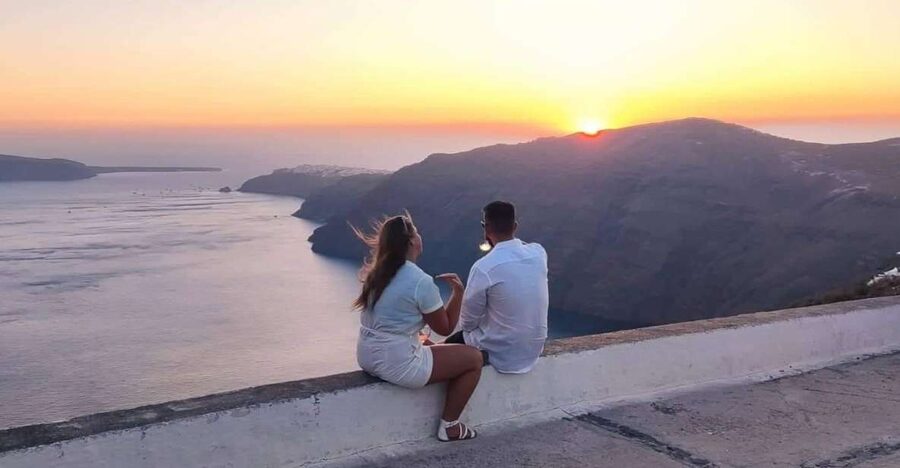 Santorini: Private Sunset Tour with Picnic & Transfer - The ride up past Pyrgos and into Profítis Ilías