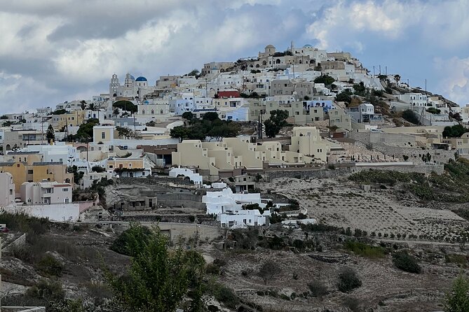 Santorini private tour - Imerovigli for calmer viewpoints and the cliffside feel