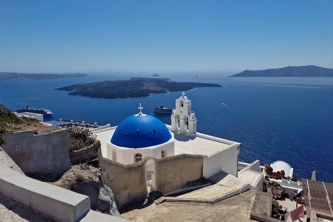 Santorini Private Tour in Spanish - Moni Profiti Ilia at the highest point for wide, dramatic views