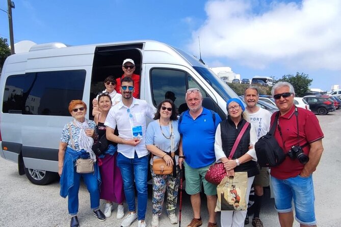Santorini Private Tour in Spanish - Getting pickup and comfort right, so your day starts easy