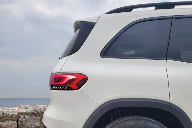 Santorini: Private Transfer from Airport/Port - The ride: air-conditioning, WiFi, and the comfort factor