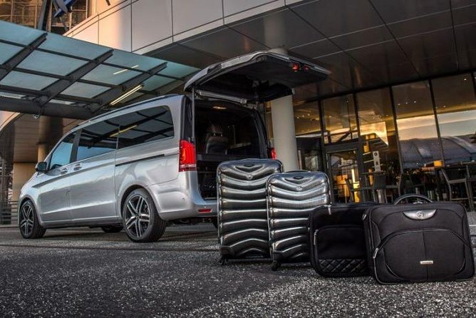 Santorini Private Transportation Services - The ride itself: fast, local routing, and a scenic bonus