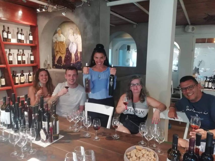 Santorini: Pyrgos, Winery & Oia - Starting in Thera: how the pickup shapes your day