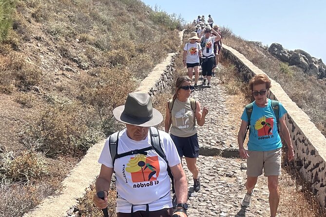 Santorini's Famous Fira to Oia Hike: A Private tour Adventure - Pickup and Timing: How You Start Smarter Than Most People