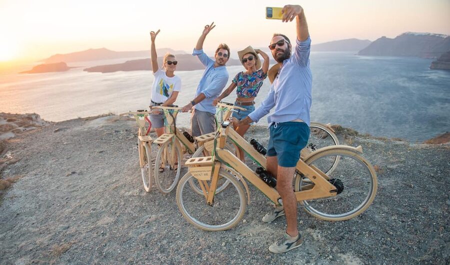 Santorini's Private 2-hour Wooden E-bike Tour - Why a wooden e-bike ride from Perissa to Emporio Castle works so well