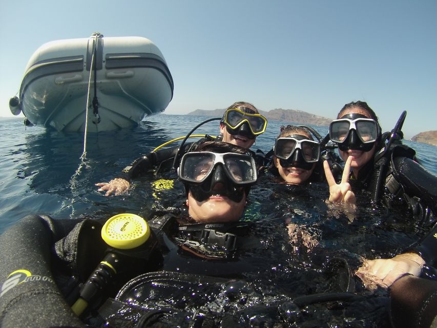 Santorini: Scuba Diving Experience for Beginners - From Oia to the water: how the day flows (and where your time goes)