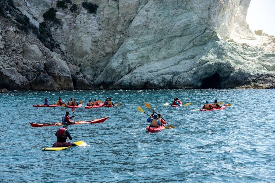 Santorini: Sea Kayaking with Light Lunch - The Traditional Taverna Lunch: A Real End to the Trip