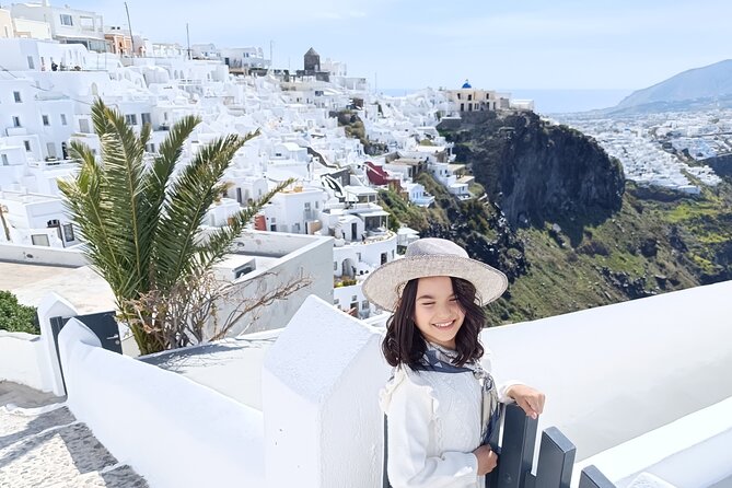 Santorini Semi-Private Small Group Sightseeing Tour - Getting around Santorini the efficient way, without losing your day