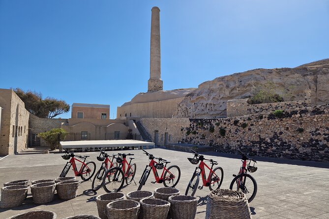 Santorini Small Group Guided E-bike Tour & Local Tomato Museum - Meeting Point, Timing, and How the 3.5 Hours Fit Together