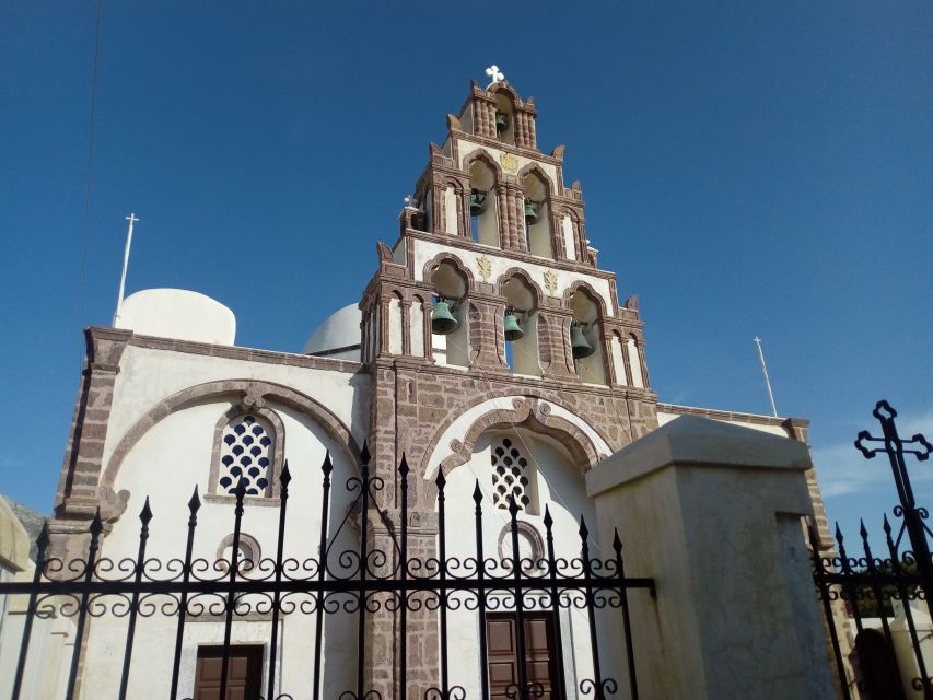 Santorini: Small-Group Highlights Tour of Venetian Castles - Perivolos black-sand beach time: swim, lunch, and reset your brain