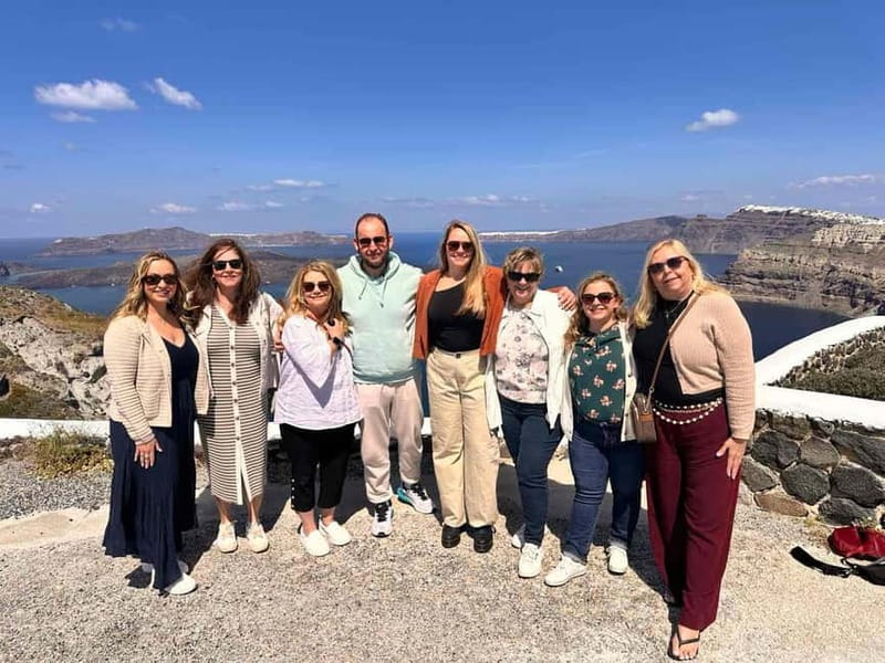 Santorini: Small Group Sightseeing Tour with a Local Guide - Firostefani’s Blue Dome Stop: How to Make 25 Minutes Count