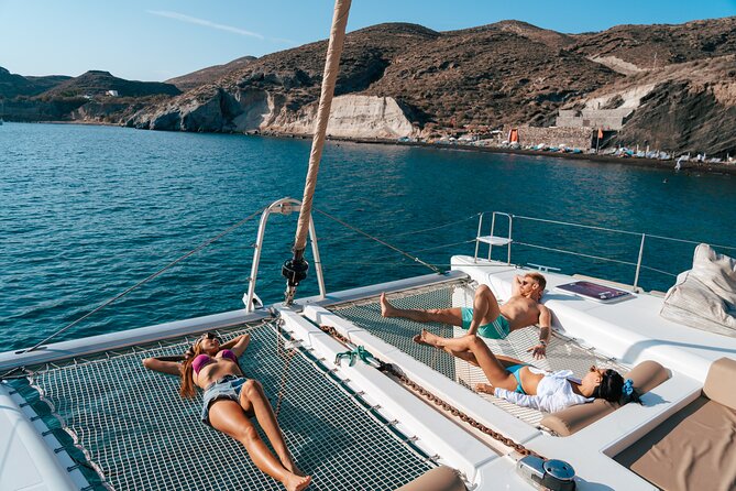 Santorini Sunset Sailing Cruise: Dinner, BBQ, Open Bar, Transfers - Timing, Weather, and How the Sunset Fits In