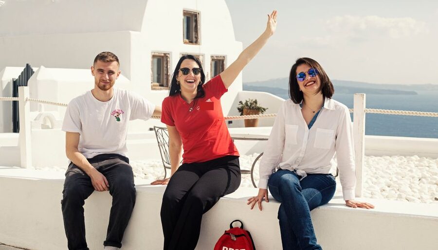 Santorini: Sunset Walking Tour with Local Food and Drinks - Key things you will like
