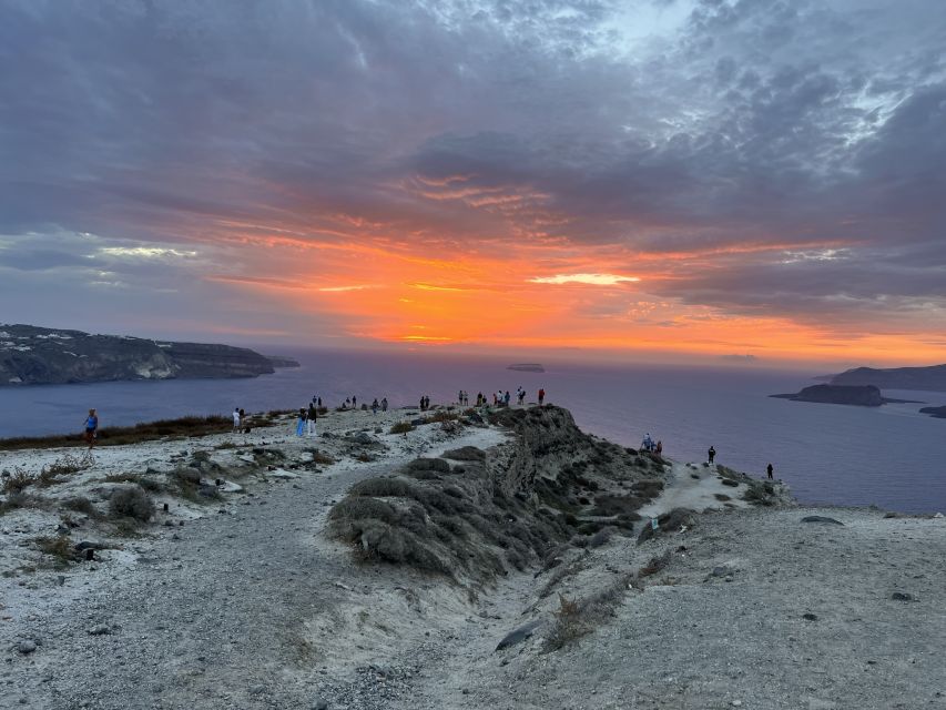 Santorini: Tailor-Made 6Hours Private Tour - Pyrgos Kallistis and Megalochori: a different side of Santorini