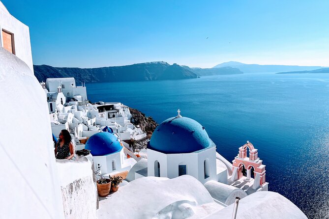 Santorini tailor made tour with the experts(NEW) - Oia in 45 minutes: blue domes, maze-like lanes, and photo routes