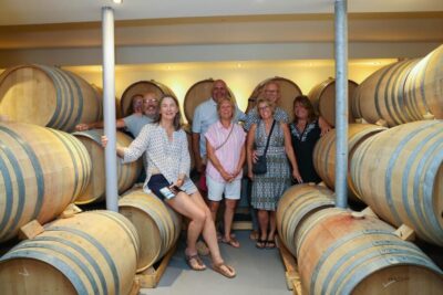 Tour of Wineries with Wine Tasting & Food