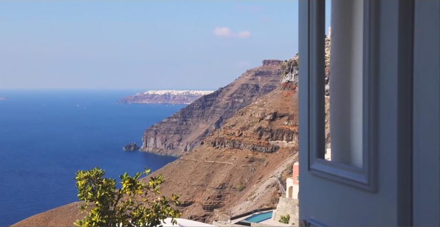 Santorini Tour with Pick-up from Heraklion - Should you book this Santorini day trip from Heraklion?