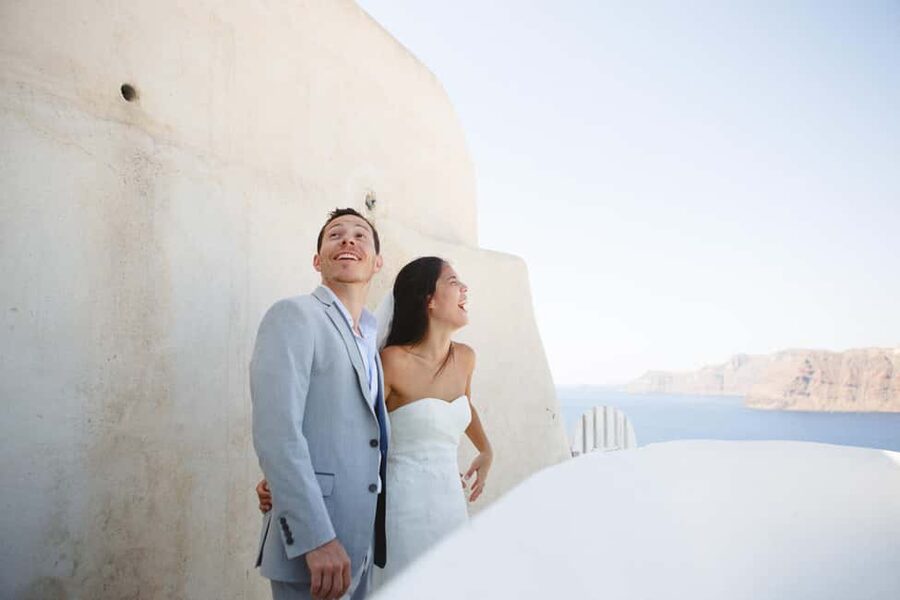 Santorini Unfiltered: Luxury Photoshoot with a Photographer - How the photographer directs you: poses that look like you